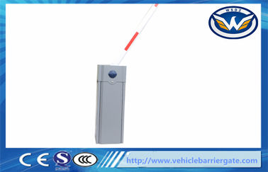Liberação manual automática do operador das barreiras do estacionamento da porta/carro da barreira da cor cinzenta