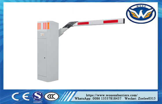 Porta de estacionamento de aço inoxidável 200W 1,5s-6.0s Velocidade ajustável IP54